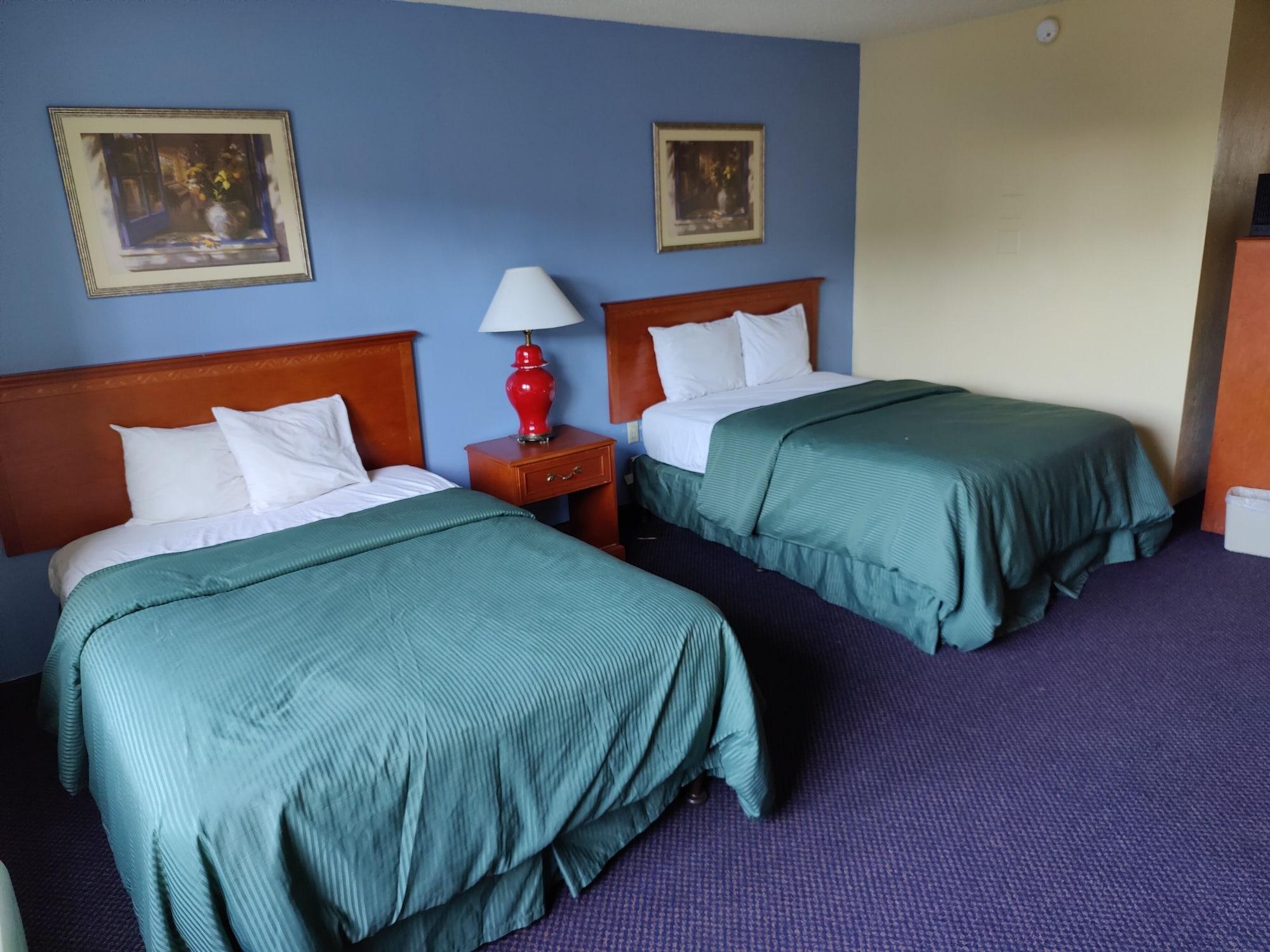 Days Inn By Wyndham Stockton Bagian luar foto